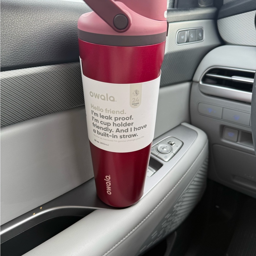 OWALA 2025 HOLIDAY EDITION. RARE FIND ❄️⭐️🎄